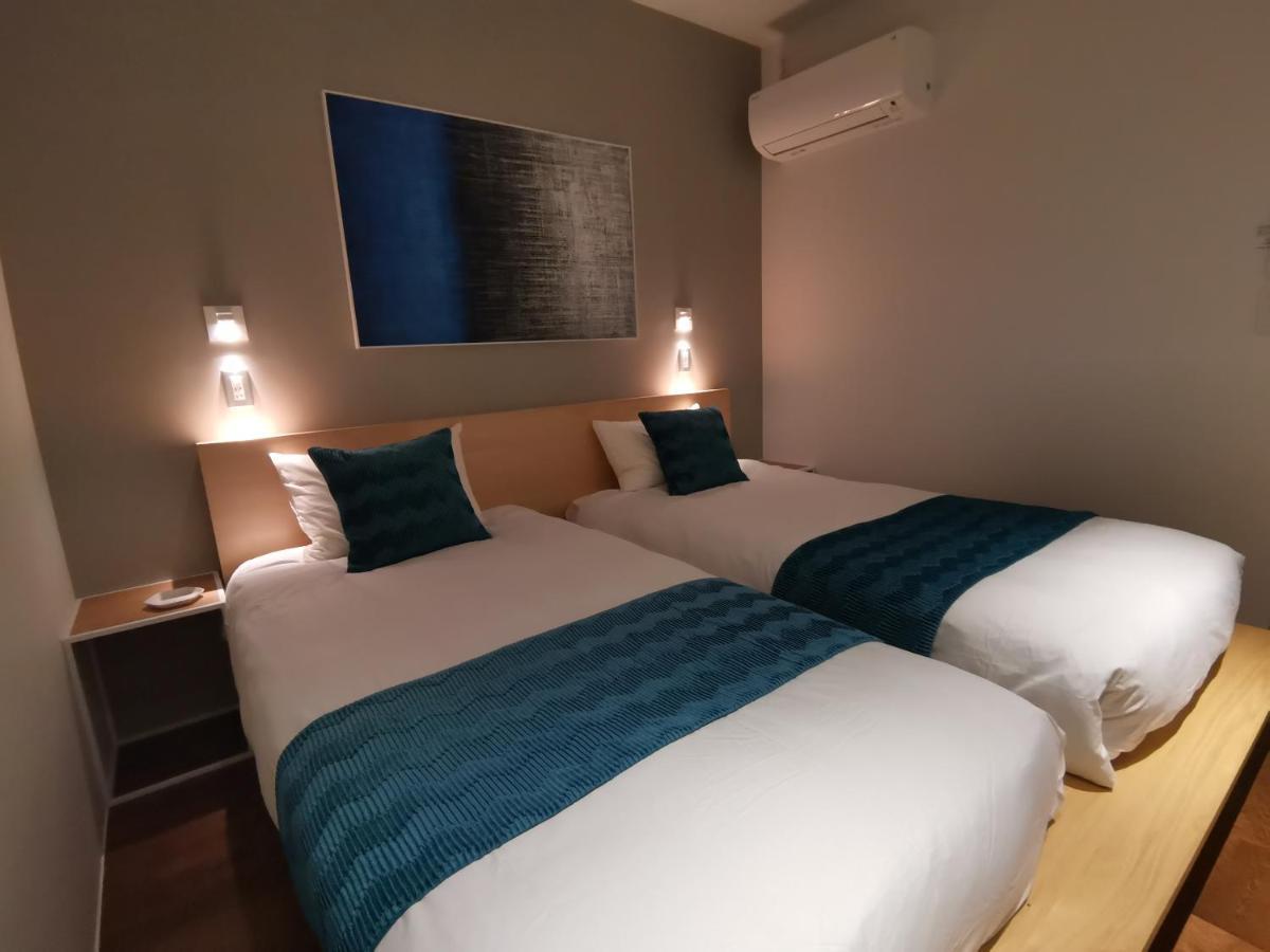 Shhotel 1フロア貸切り 広々2Ldk Naha Bagian luar foto