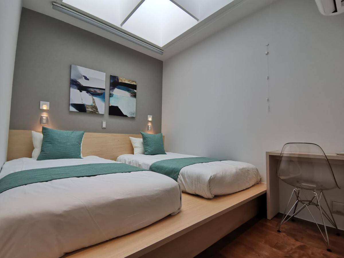 Shhotel 1フロア貸切り 広々2Ldk Naha Bagian luar foto